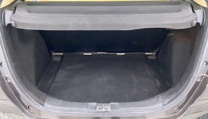 2015 Honda Jazz 1.2L I-VTEC V AT, Petrol, Automatic, 60,894 km, Boot Inside