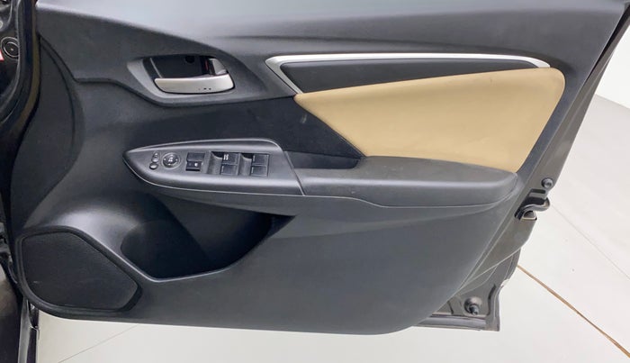 2015 Honda Jazz 1.2L I-VTEC V AT, Petrol, Automatic, 60,894 km, Driver Side Door Panels Control