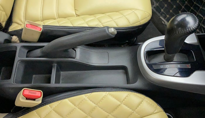 2015 Honda Jazz 1.2L I-VTEC V AT, Petrol, Automatic, 60,894 km, Gear Lever