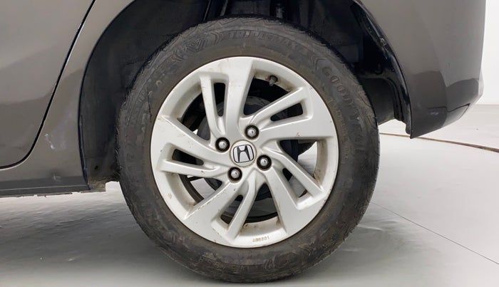 2015 Honda Jazz 1.2L I-VTEC V AT, Petrol, Automatic, 60,894 km, Left Rear Wheel