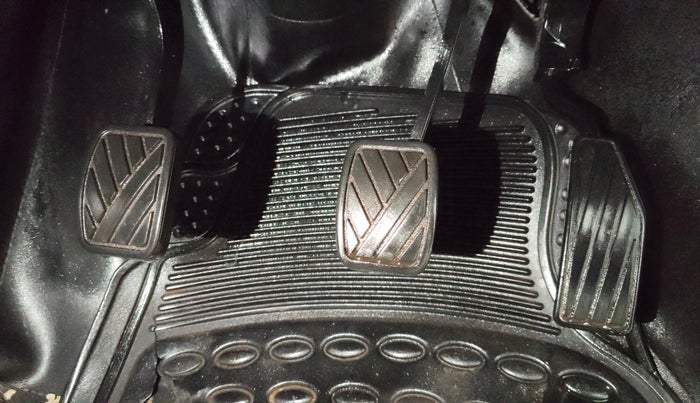 2022 Maruti IGNIS SIGMA 1.2, Petrol, Manual, 12,947 km, Pedals