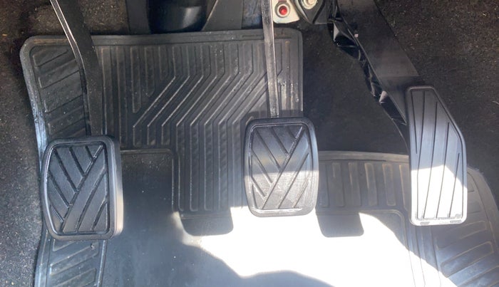 2020 Maruti S PRESSO VXI, Petrol, Manual, 70,921 km, Pedals