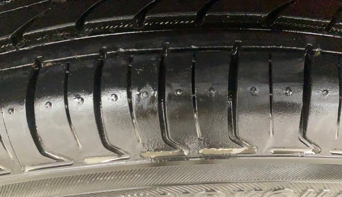 2020 Maruti S PRESSO VXI, Petrol, Manual, 70,921 km, Right Rear Tyre Tread