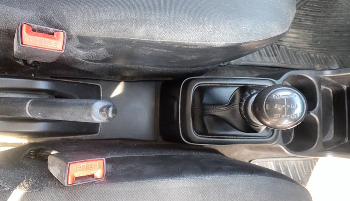 2020 Maruti S PRESSO VXI, Petrol, Manual, 70,921 km, Gear Lever