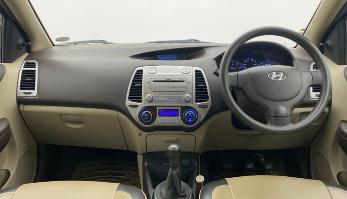 2011 Hyundai i20 MAGNA (O) 1.2, Petrol, Manual, 33,644 km, Dashboard
