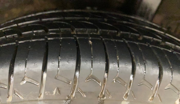 2016 Hyundai Grand i10 SPORTZ 1.2 KAPPA VTVT, Petrol, Manual, 51,279 km, Left Rear Tyre Tread