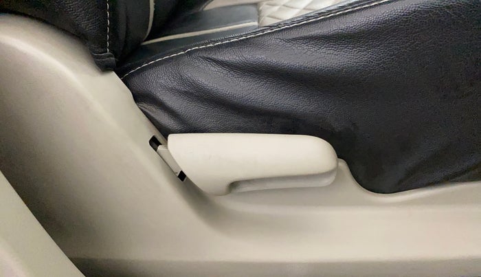 2014 Maruti Celerio VXI, Petrol, Manual, 49,061 km, Driver Side Adjustment Panel