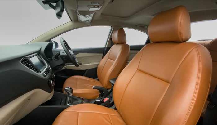 2019 Hyundai Verna 1.6 CRDI SX + AT, Diesel, Automatic, 49,098 km, Right Side Front Door Cabin