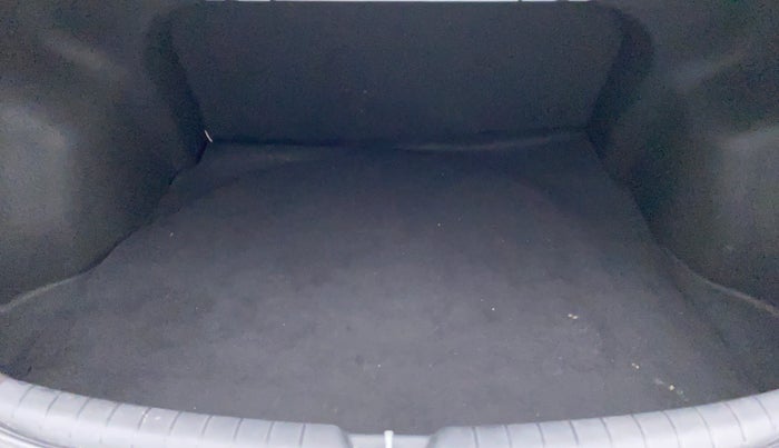 2019 Hyundai Verna 1.6 CRDI SX + AT, Diesel, Automatic, 49,098 km, Boot Inside