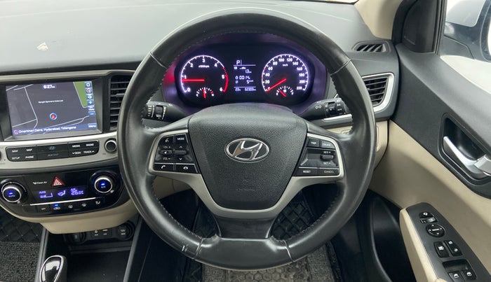 2017 Hyundai Verna 1.6 CRDI SX + AT, Diesel, Automatic, 62,303 km, Steering Wheel Close Up
