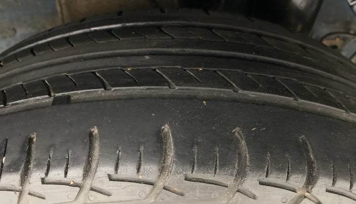 2018 Hyundai Elite i20 ASTA 1.2, Petrol, Manual, 32,389 km, Left Rear Tyre Tread