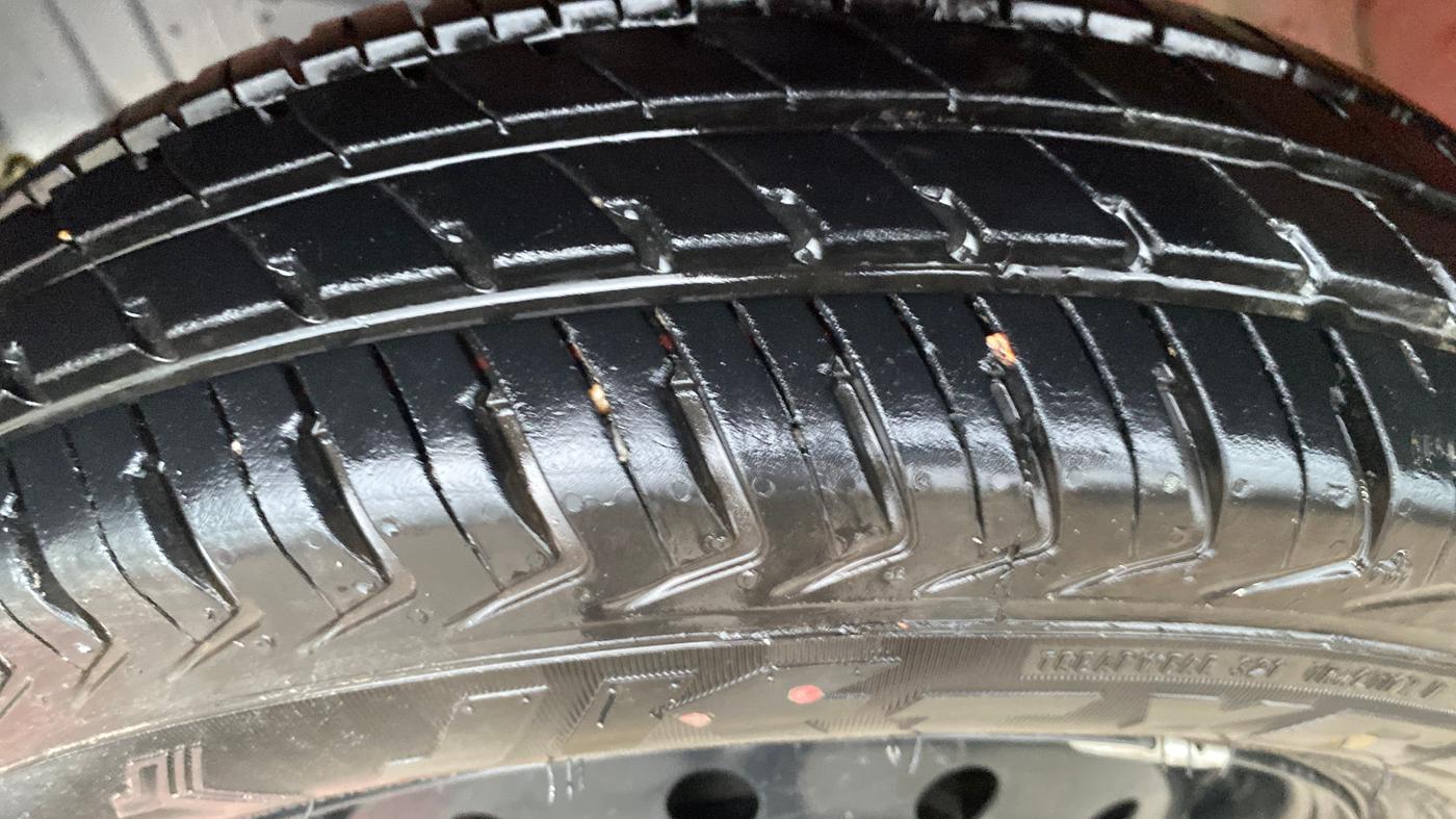 2024 Maruti Alto K10 VXI PLUS AMT, Petrol, Automatic, 17,539 km, Left Front Tyre Tread