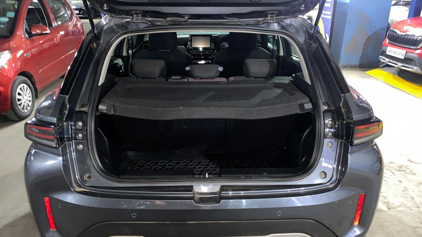 2024 Toyota Urban Cruiser Taisor V 1.0 Petrol AT, Petrol, Automatic, 26,999 km, Boot Inside