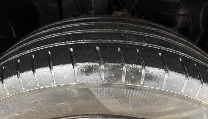 2023 Tata PUNCH ADVENTURE MT, Petrol, Manual, 78,363 km, Right Front Tyre Tread