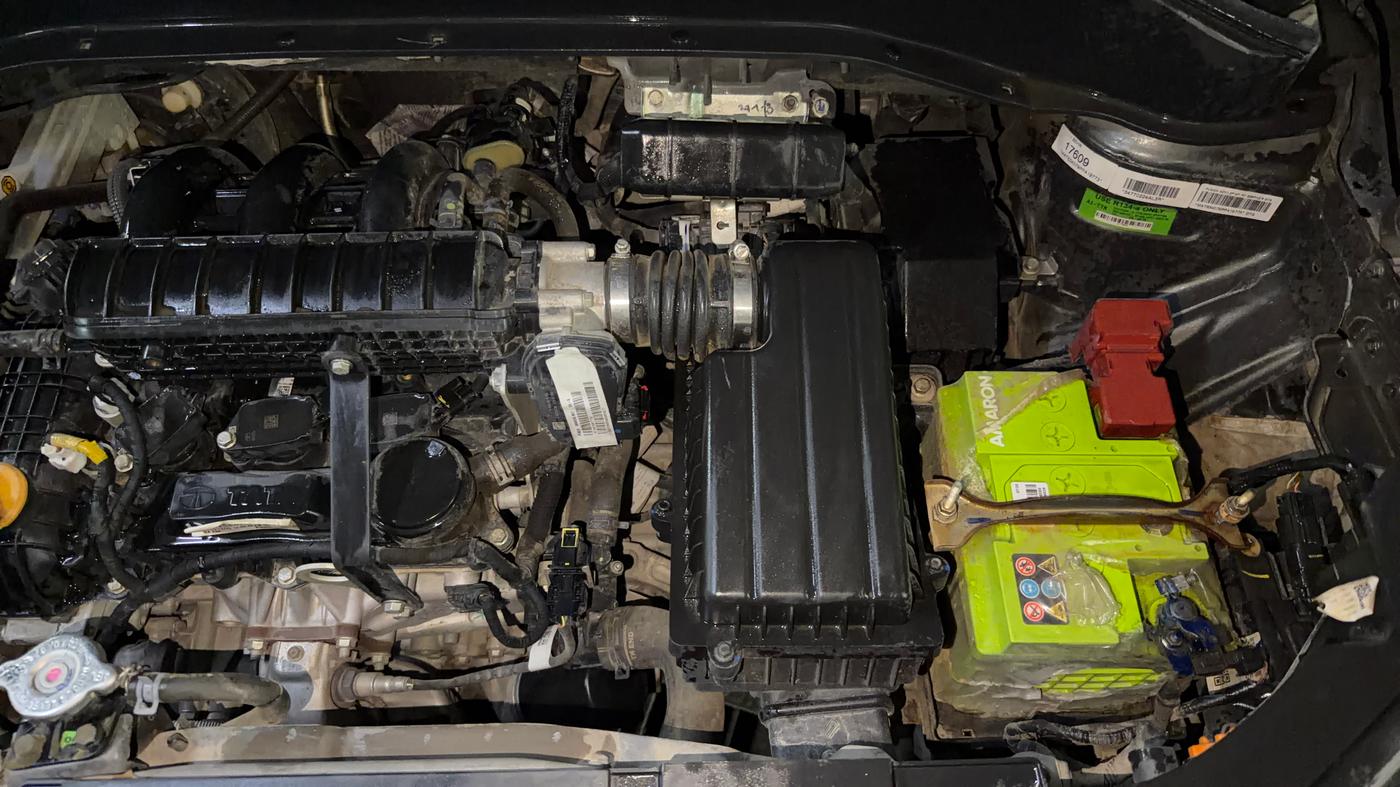 2023 Tata PUNCH ADVENTURE MT, Petrol, Manual, 78,363 km, Engine View - Left