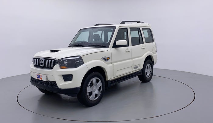 2015 Mahindra Scorpio S6 PLUS, Diesel, Manual, 79,402 km, Left Front Diagonal