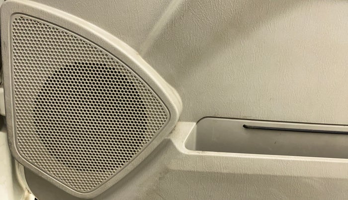 2015 Mahindra Scorpio S6 PLUS, Diesel, Manual, 79,402 km, Speaker