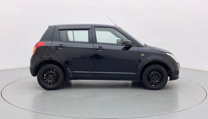 2010 Maruti Swift VXI, Petrol, Manual, 82,669 km, Right Side View