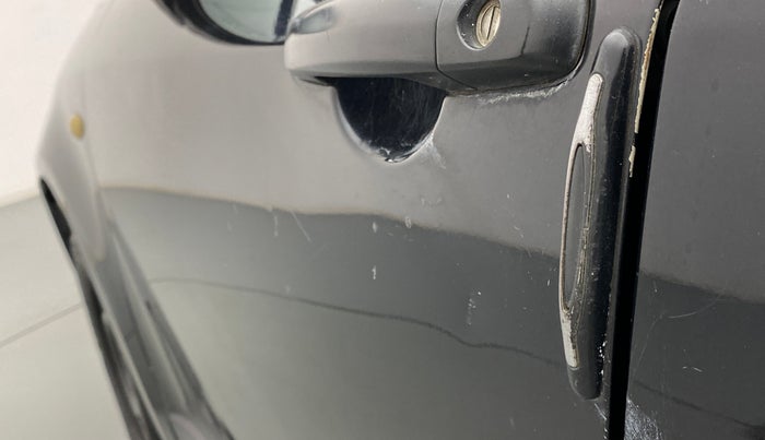 2010 Maruti Swift VXI, Petrol, Manual, 82,669 km, Front passenger door - Slightly dented