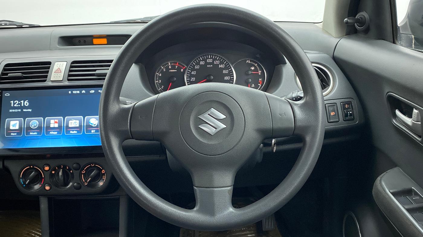 2010 Maruti Swift VXI, Petrol, Manual, 82,669 km, Steering Wheel Close Up