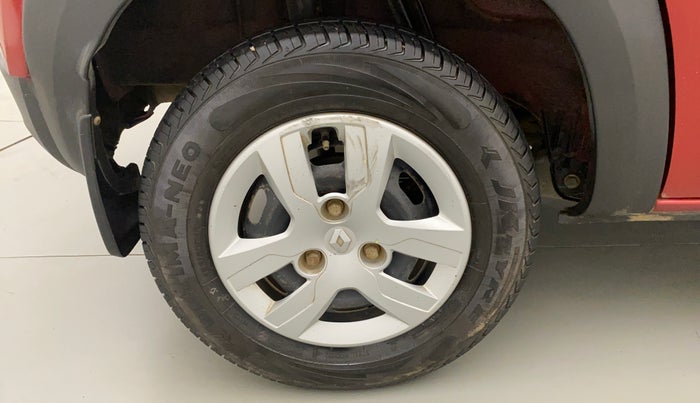 2019 Renault Kwid RXT 1.0 (O), Petrol, Manual, 22,088 km, Right Rear Wheel
