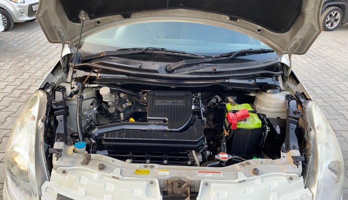 2017 Maruti Swift VXI, Petrol, Manual, 67,233 km, Engine View