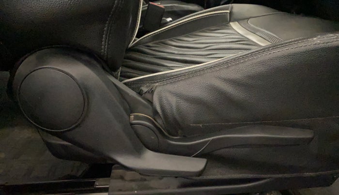 2020 Maruti Swift VXI AMT, Petrol, Automatic, 84,022 km, Driver Side Adjustment Panel