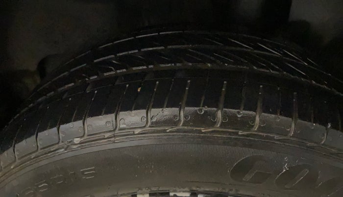 2020 Maruti Swift VXI AMT, Petrol, Automatic, 84,022 km, Left Rear Tyre Tread