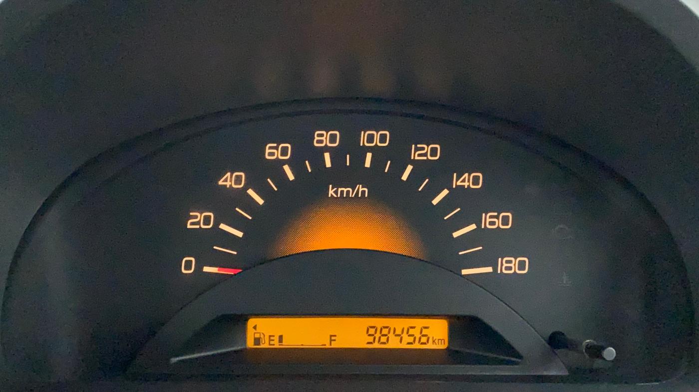 2012 Maruti Wagon R 1.0 LXI, Petrol, Manual, 98,453 km, Odometer Image