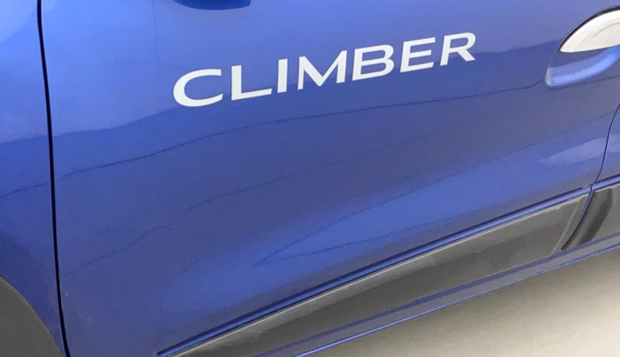 2019 Renault Kwid CLIMBER 1.0, Petrol, Manual, 31,123 km, Front passenger door - Slightly dented