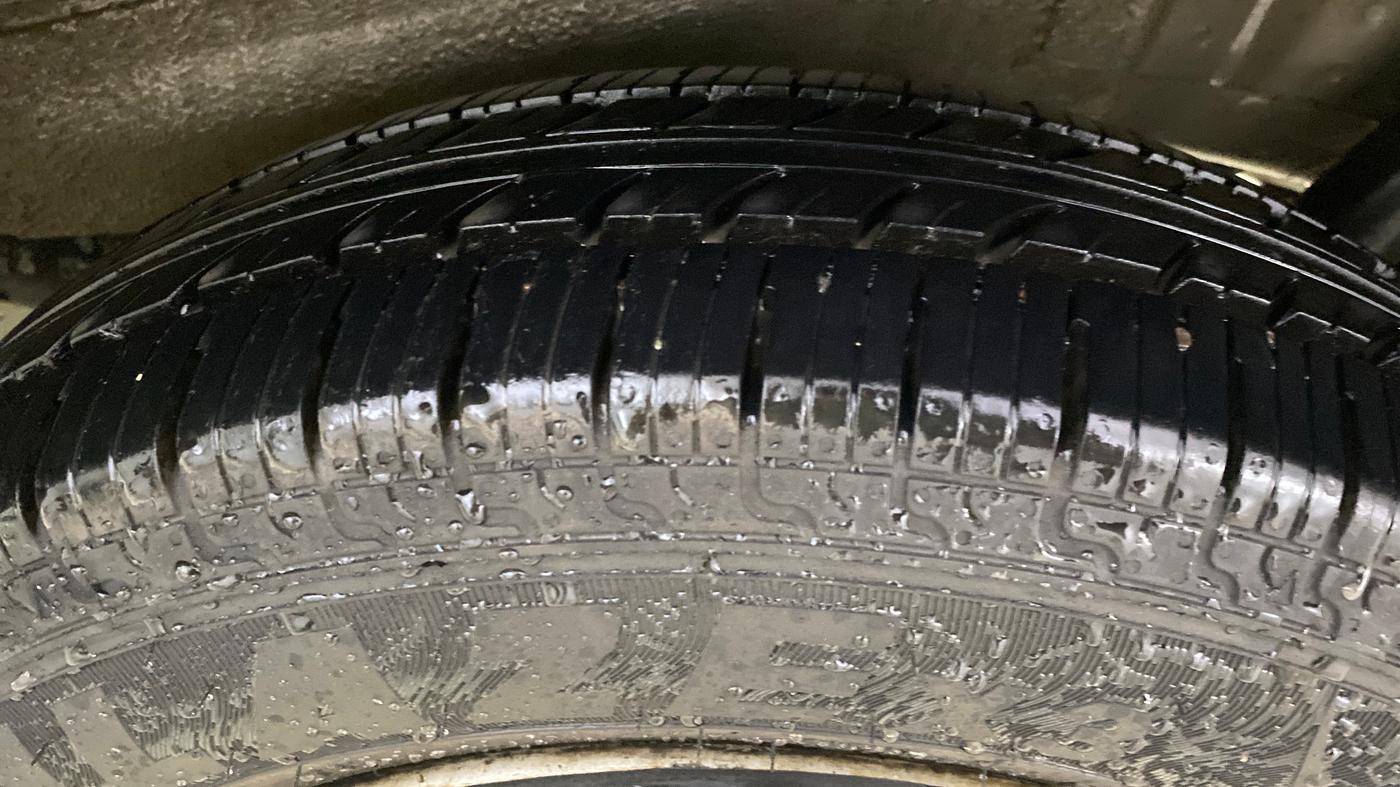2016 Maruti Wagon R 1.0 LXI, Petrol, Manual, 14,800 km, Left Rear Tyre Tread