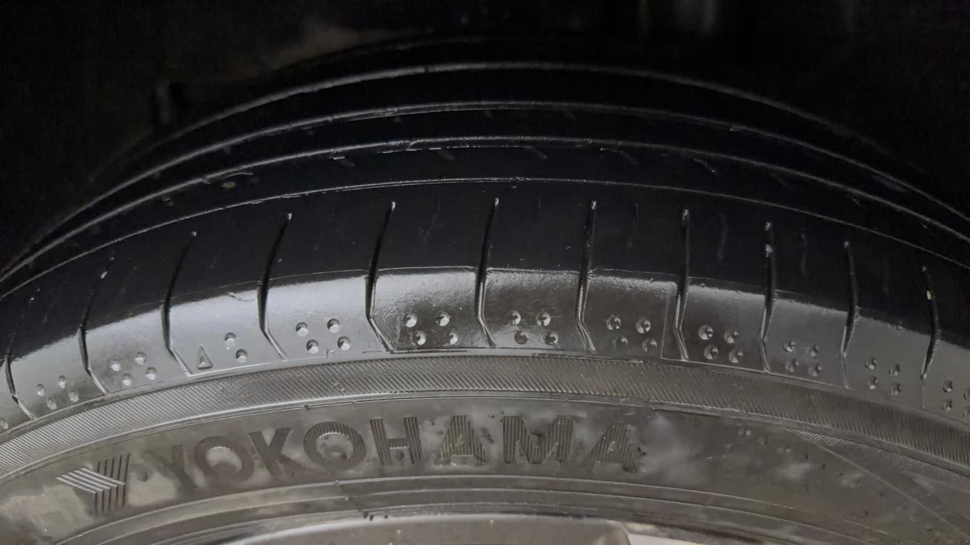 2023 Mahindra XUV700 AX 5 D AT 7 STR, Diesel, Automatic, 98,755 km, Left Rear Tyre Tread