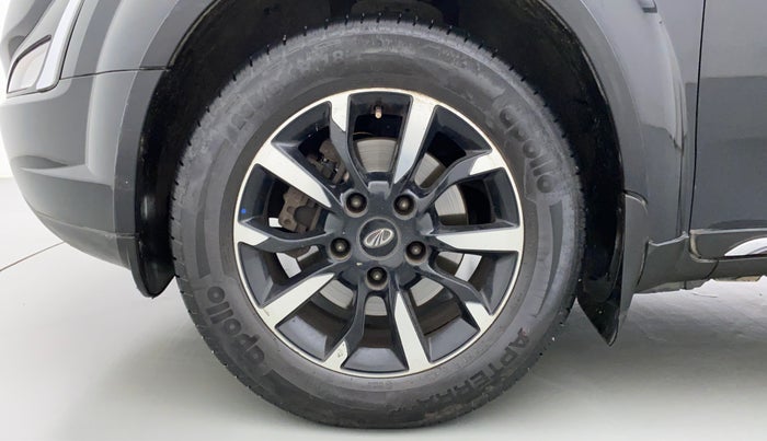 2018 Mahindra XUV500 W11 AT, Diesel, Automatic, 64,861 km, Left Front Wheel