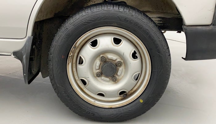 2014 Maruti Eeco 5 STR WITH A/C+HTR, Petrol, Manual, 78,179 km, Right Front Wheel