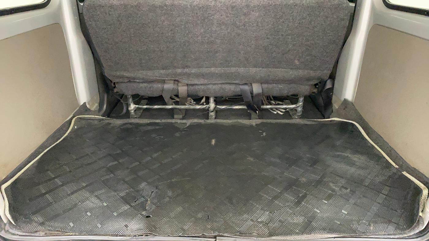 2014 Maruti Eeco 5 STR WITH A/C+HTR, Petrol, Manual, 78,179 km, Boot Inside