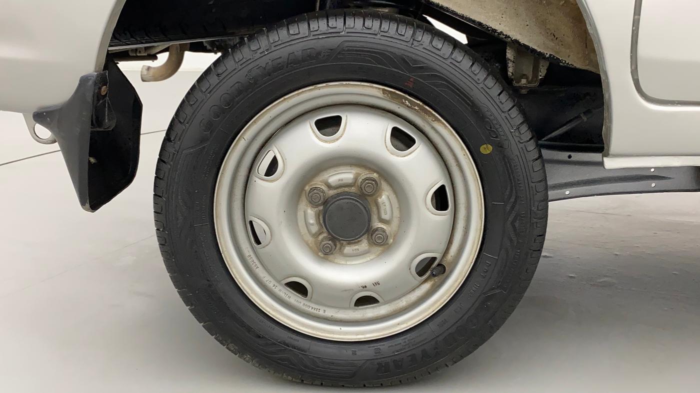 2014 Maruti Eeco 5 STR WITH A/C+HTR, Petrol, Manual, 78,179 km, Right Rear Wheel