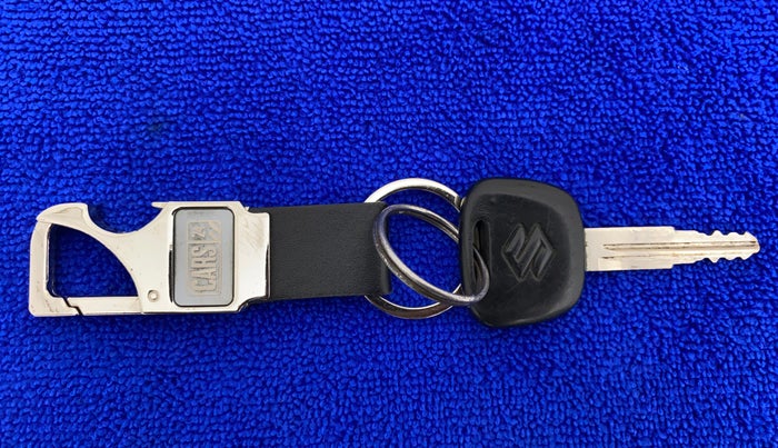 2014 Maruti Eeco 5 STR WITH A/C+HTR, Petrol, Manual, 78,179 km, Key Close Up