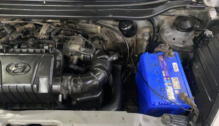 2012 Hyundai Eon ERA +, Petrol, Manual, 75,364 km, Engine View - Left