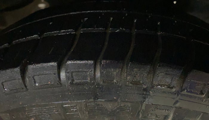 2012 Hyundai Eon ERA +, Petrol, Manual, 75,364 km, Left Rear Tyre Tread