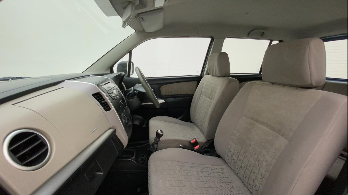 2013 Maruti Wagon R 1.0 VXI, Petrol, Manual, 40,896 km, Right Side Front Door Cabin