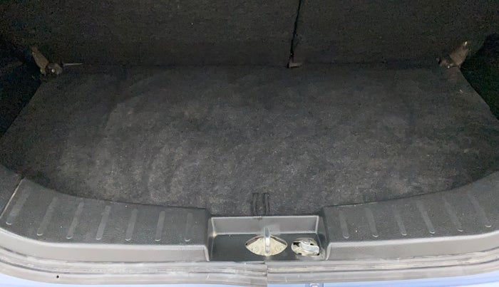 2013 Maruti Wagon R 1.0 VXI, Petrol, Manual, 40,896 km, Boot Inside