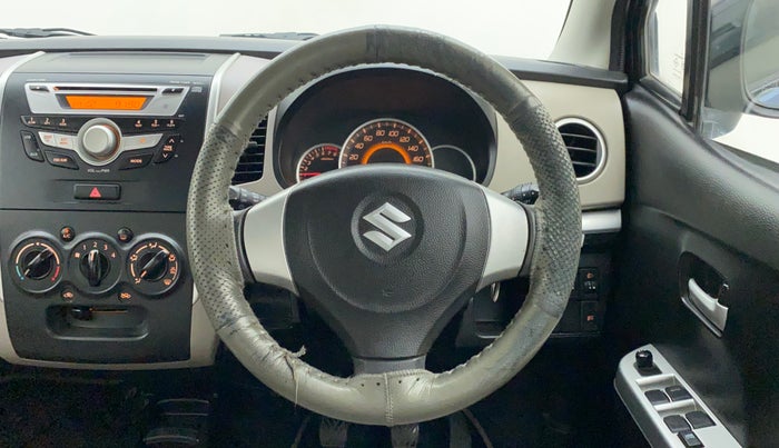 2013 Maruti Wagon R 1.0 VXI, Petrol, Manual, 40,896 km, Steering Wheel Close Up