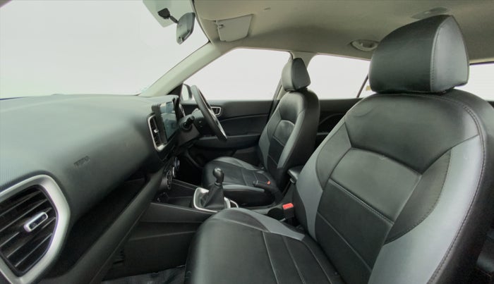 2020 Hyundai VENUE S MT 1.2 KAPPA, Petrol, Manual, 23,330 km, Right Side Front Door Cabin