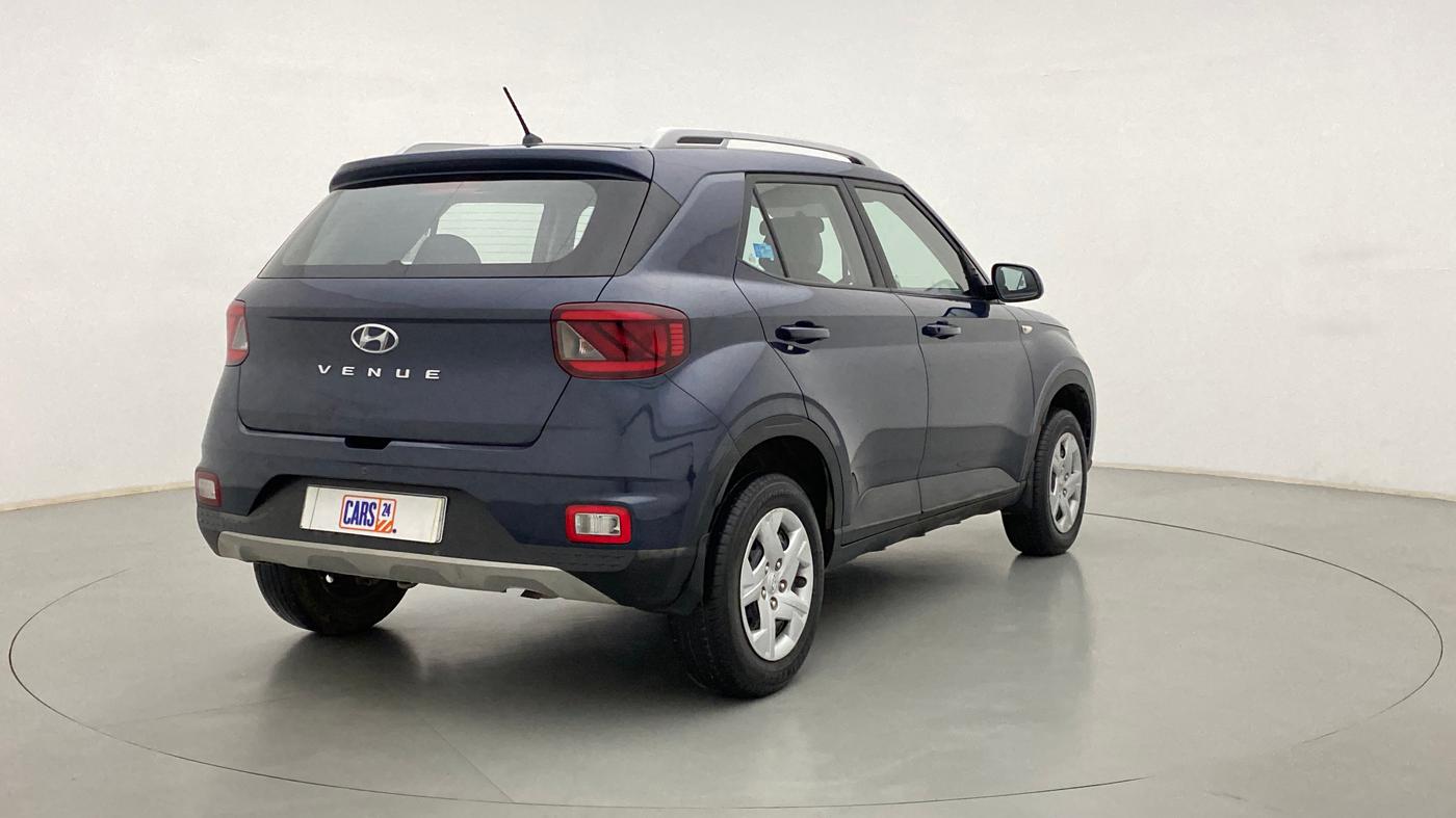 2020 Hyundai VENUE S MT 1.2 KAPPA, Petrol, Manual, 23,330 km, Right Back Diagonal
