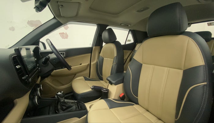 2019 Hyundai VENUE SX PLUS 1.0 TURBO DCT, Petrol, Automatic, 53,308 km, Right Side Front Door Cabin