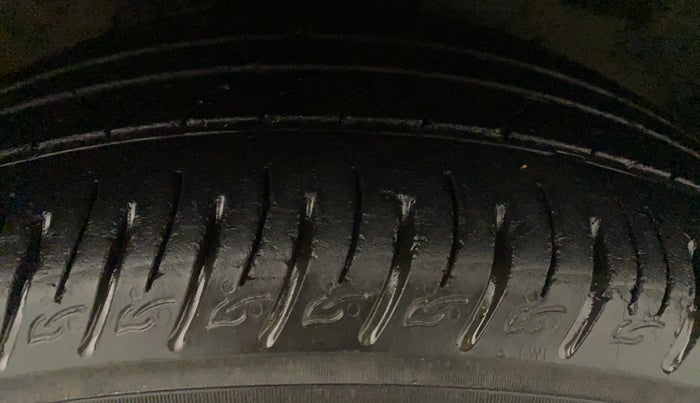 2019 Hyundai VENUE SX PLUS 1.0 TURBO DCT, Petrol, Automatic, 53,308 km, Left Front Tyre Tread
