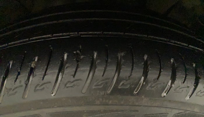 2019 Hyundai VENUE SX PLUS 1.0 TURBO DCT, Petrol, Automatic, 53,308 km, Right Rear Tyre Tread