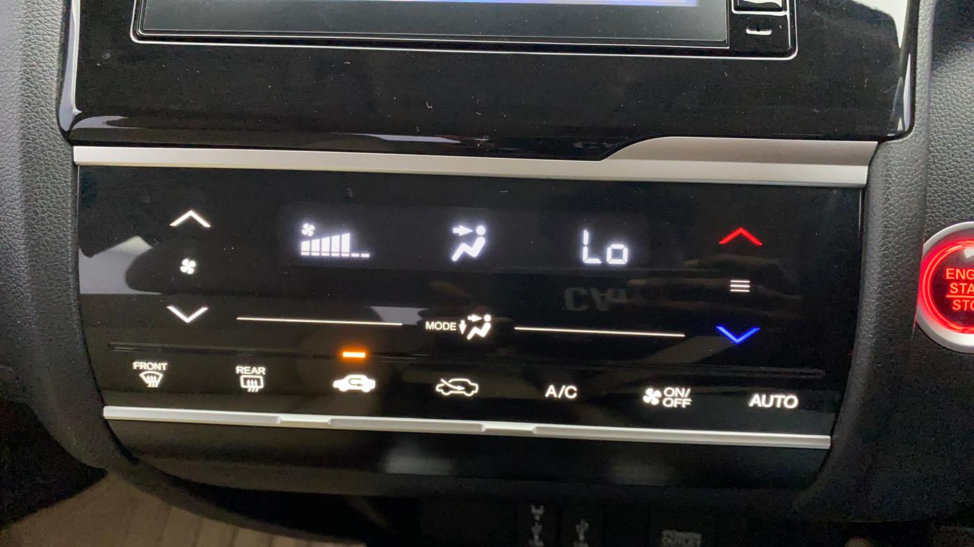 2018 Honda Jazz 1.2L I-VTEC VX CVT, Petrol, Automatic, 16,479 km, Automatic Climate Control