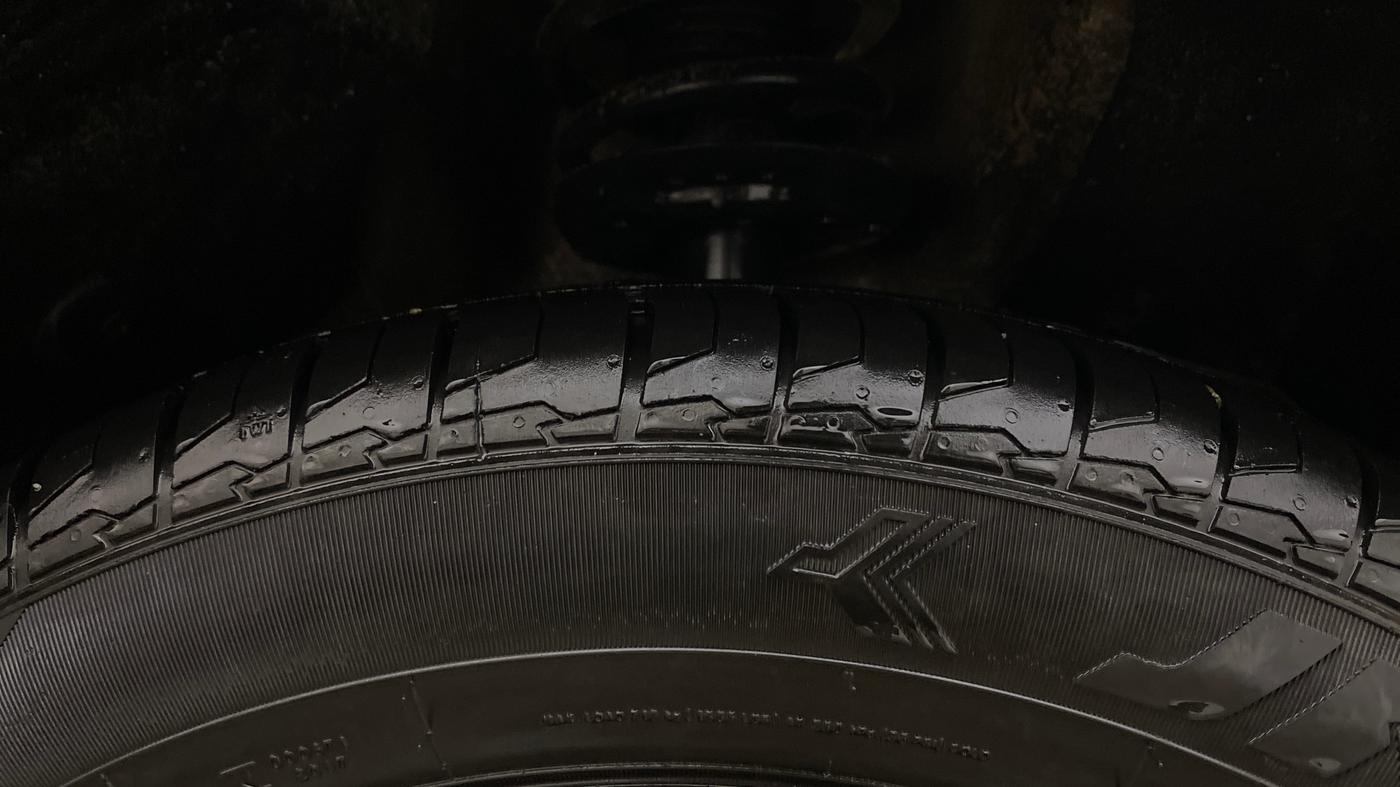2020 MG HECTOR PLUS SHARP 1.5 PETROL TURBO DCT 6-STR, Petrol, Automatic, 58,015 km, Right Front Tyre Tread