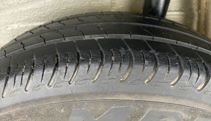 2020 Maruti S PRESSO VXI (O) CNG, CNG, Manual, 41,320 km, Left Rear Tyre Tread